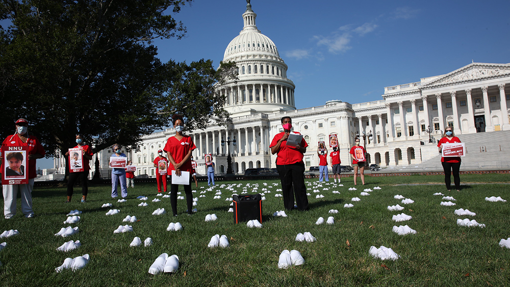 Nurses outside Capitol Building
