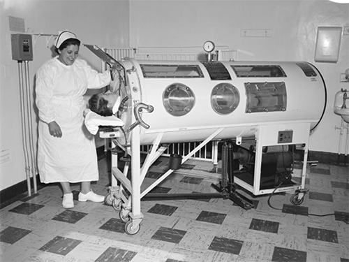 Polio iron lung