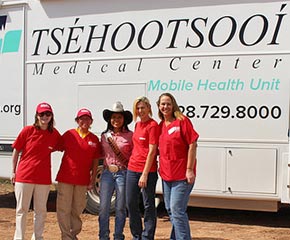 RNRN Team at the Tsehootsooi mobile medical center