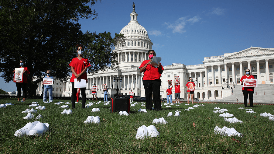 Nurses outside capitol building