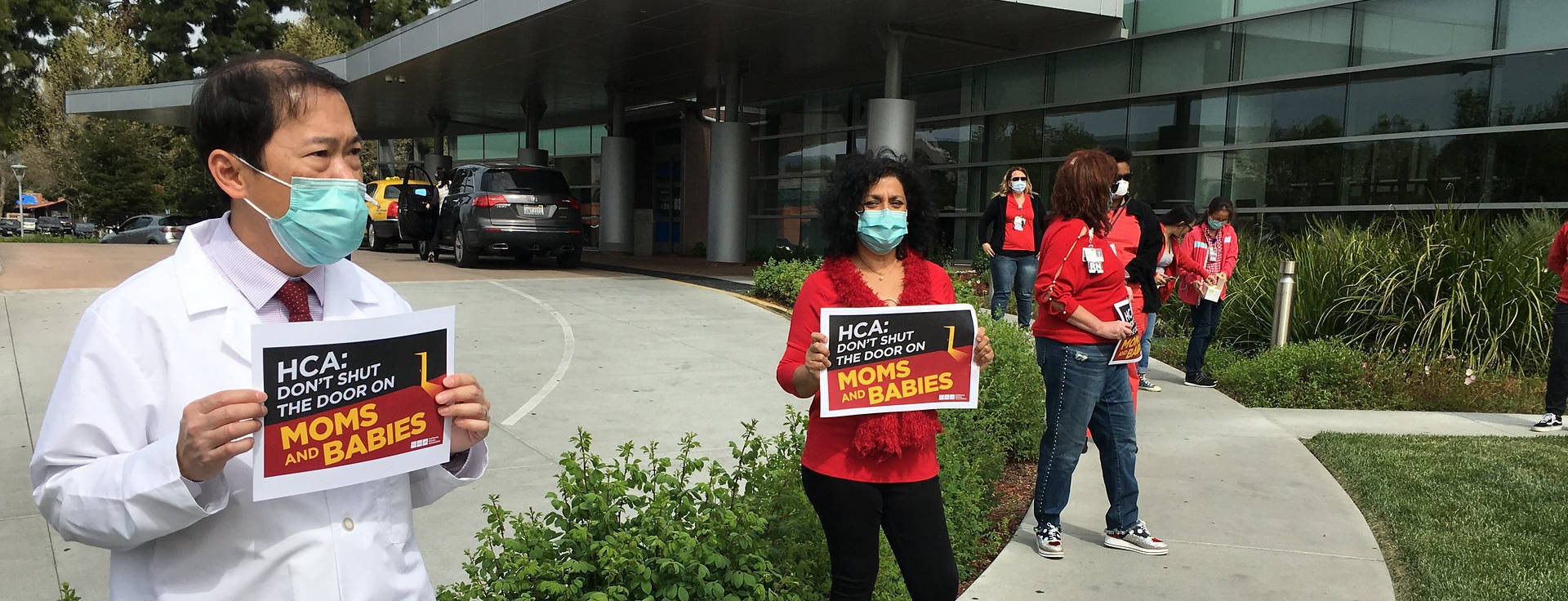 Nurse's protesting HCA's closure of Women’s Services
