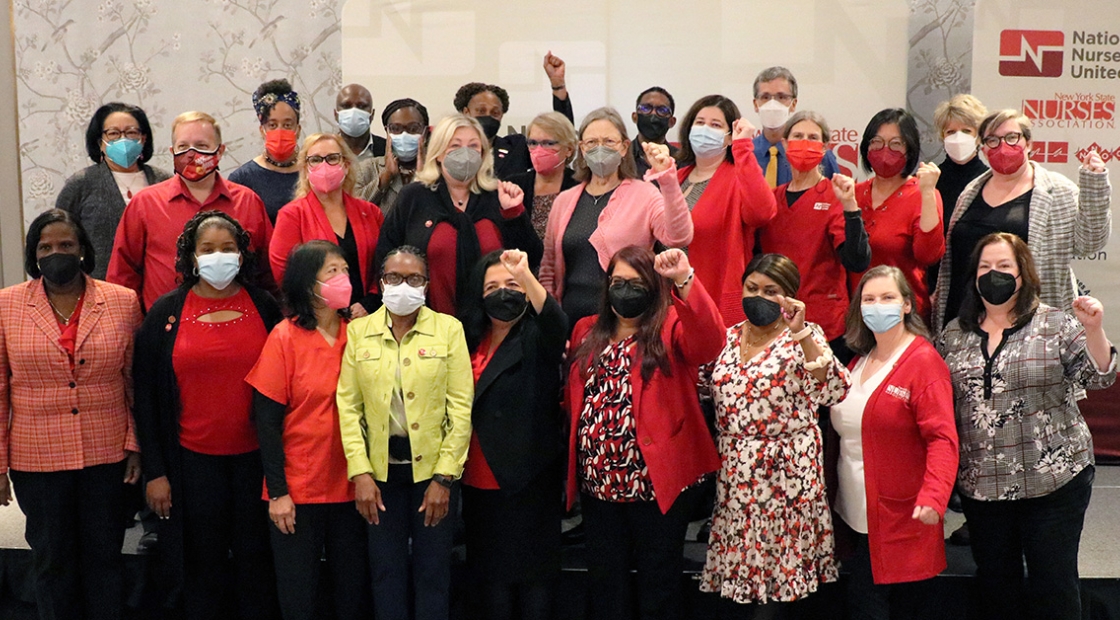 Large group of nurses celebration affiliation of NYSNA with NNU