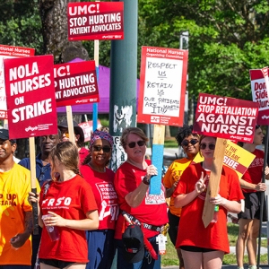 Nurses on strike line