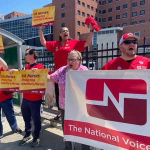 VA nurses picketing outside hospital