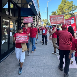 Nurses on picket line outside of hospital