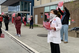 nurses protesting