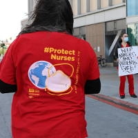 Nurses rally outside medical center