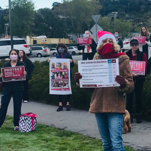 Nurses rally outside medical center