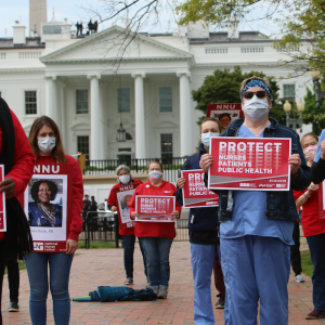 Nurses protest outside Whitehouse