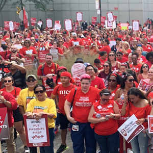 Nurses rally outside medical center