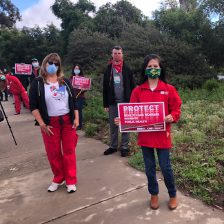 Palomar Health RNs, healthcare workers